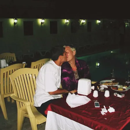 Asia Hotel 3* Κεμέρ